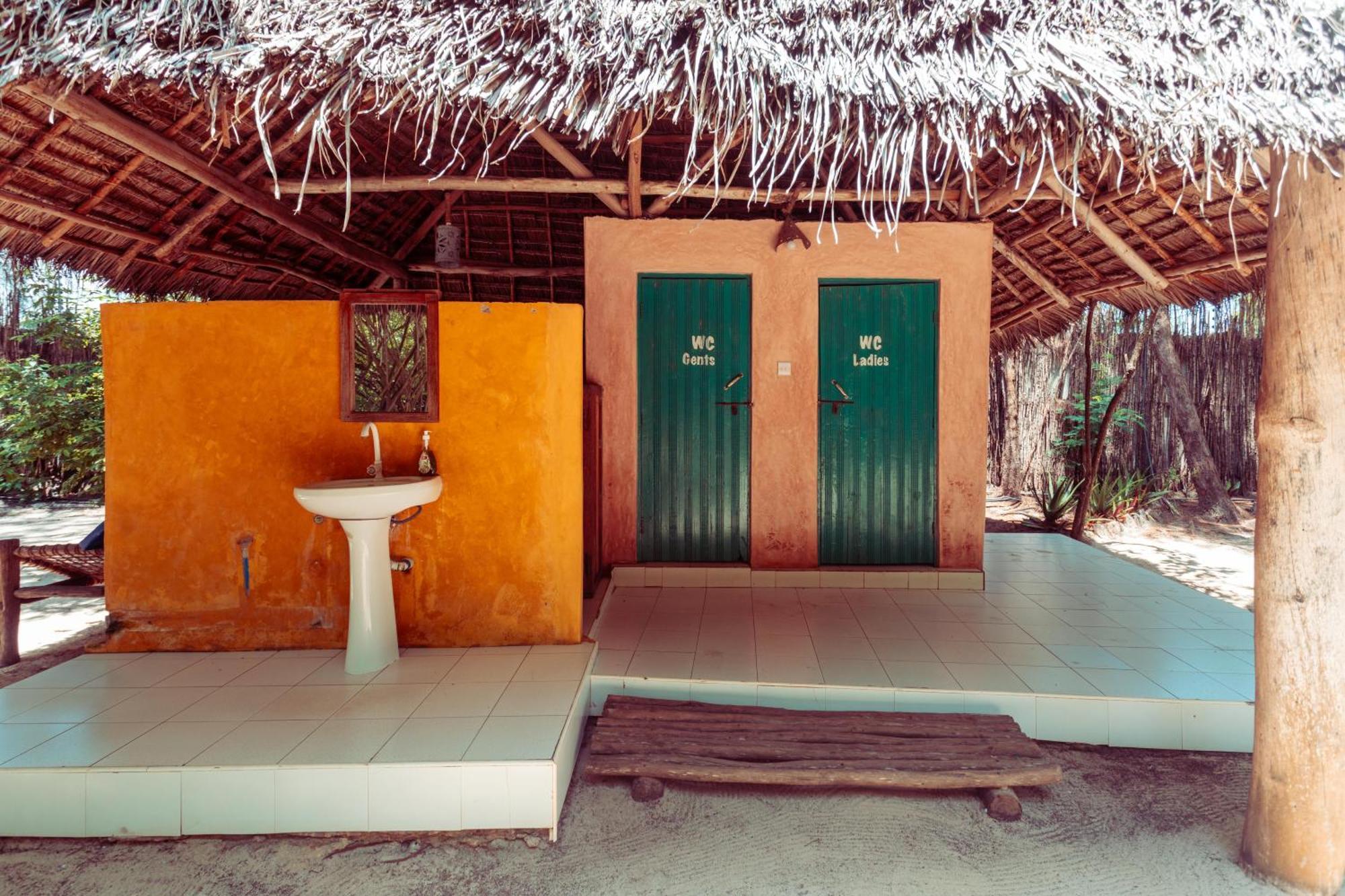 Demani Lodge Zanzibar Падже Екстер'єр фото